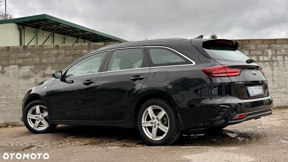 Kia Ceed 1.4 T-GDI DCT OPF Platinum Edition - 11