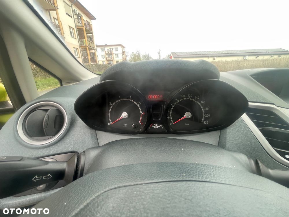 Ford Fiesta 1.25 SYNC Edition - 11