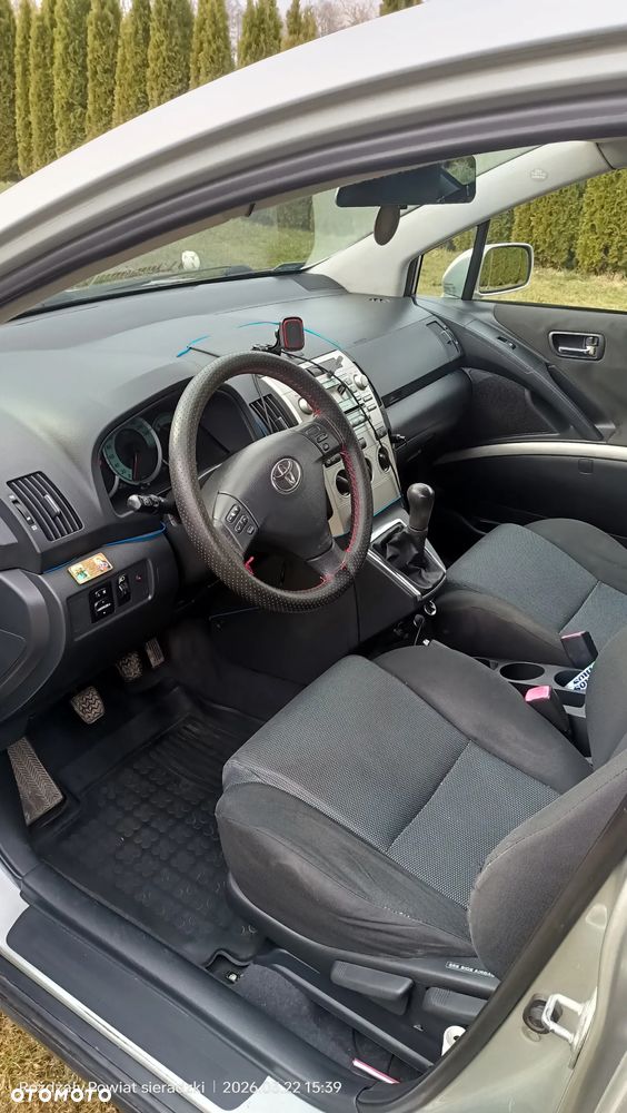 Toyota Corolla Verso 2.0 D-4D Terra - 5