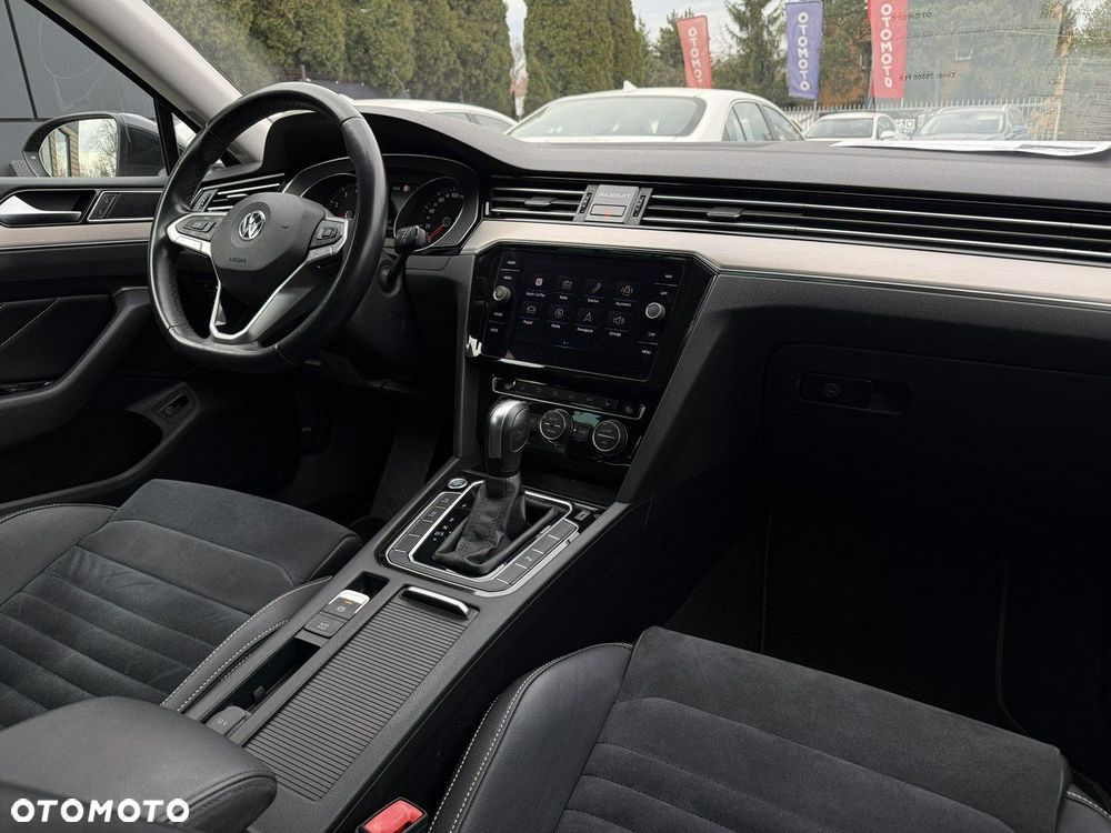Volkswagen Passat 2.0 TSI Elegance DSG - 15