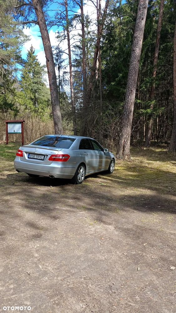 Mercedes-Benz Klasa E 350 4Matic 7G-TRONIC - 18