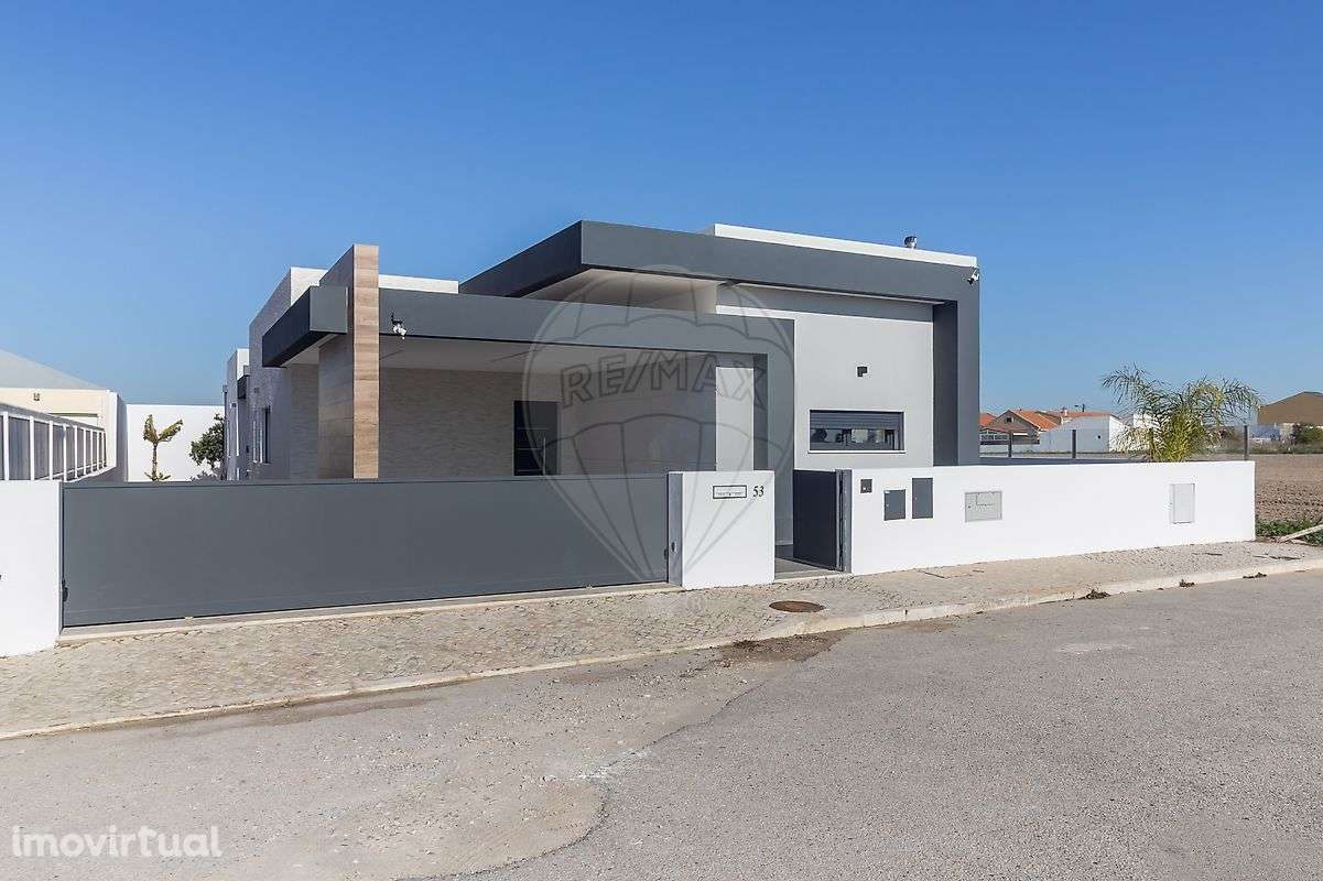 Moradia T2 para venda - Grande imagem: 2/49