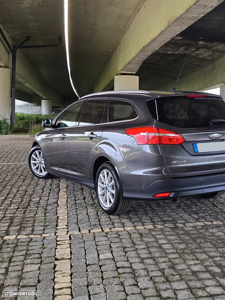 Ford Focus SW 1.0 EcoBoost S&S TITANIUM - 12