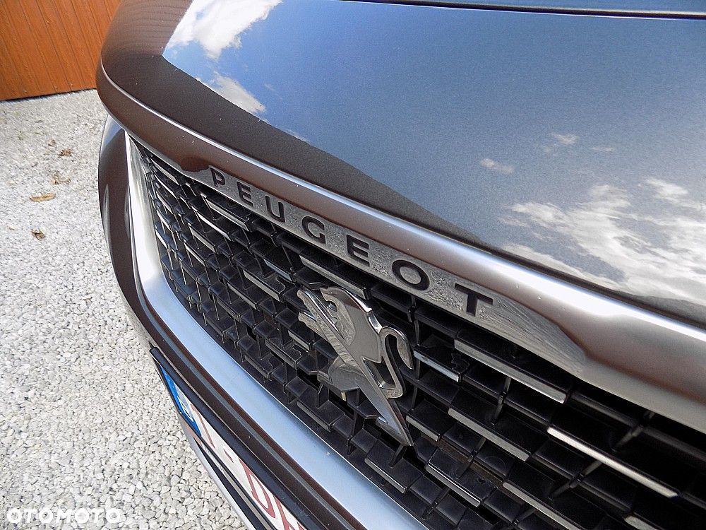 Peugeot 5008 1.5 BlueHDi GT Pack S&S EAT8 - 28