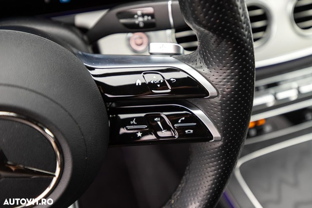 Mercedes-Benz E - 22