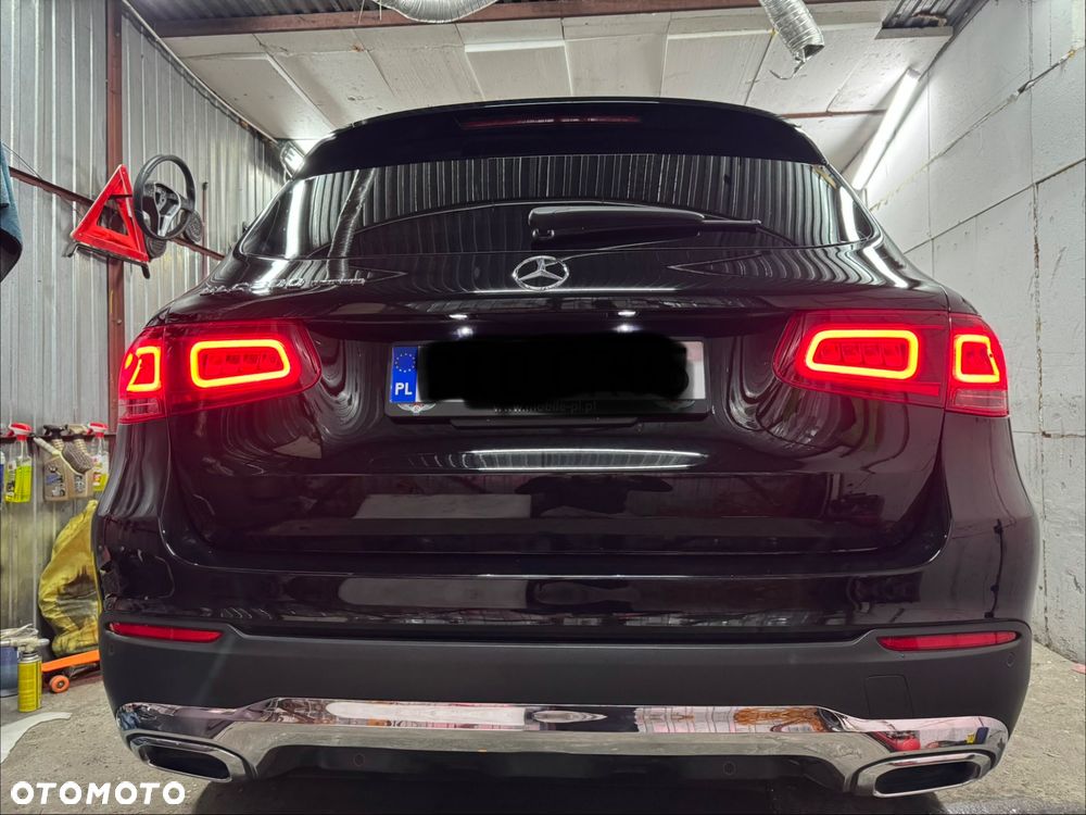 Mercedes-Benz GLC 300 4Matic 9G-TRONIC Exclusive - 40