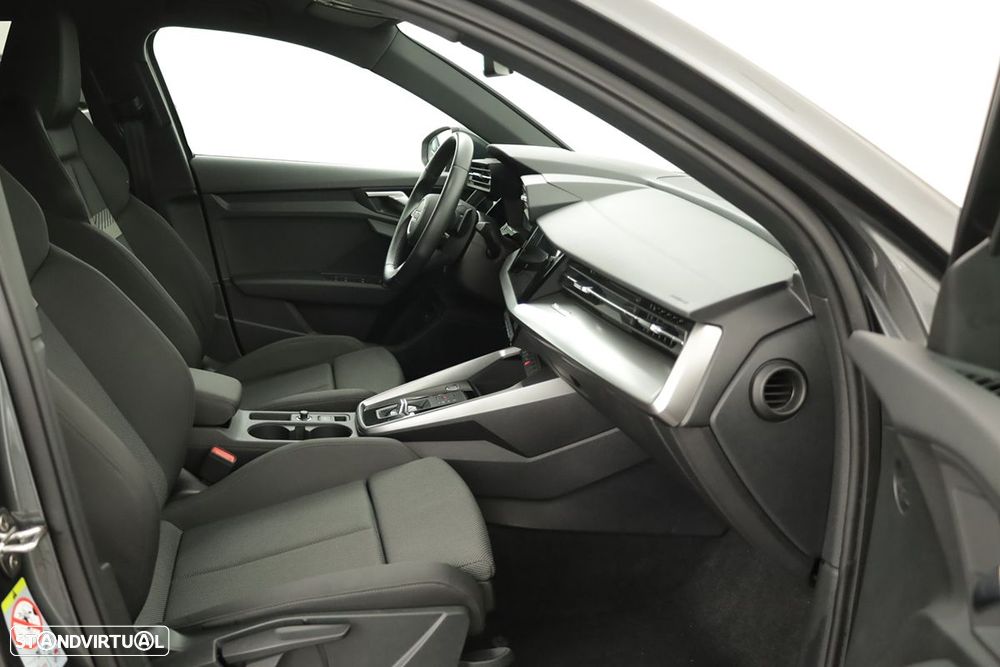 Audi A3 Sportback 45 TFSIe S line - 22