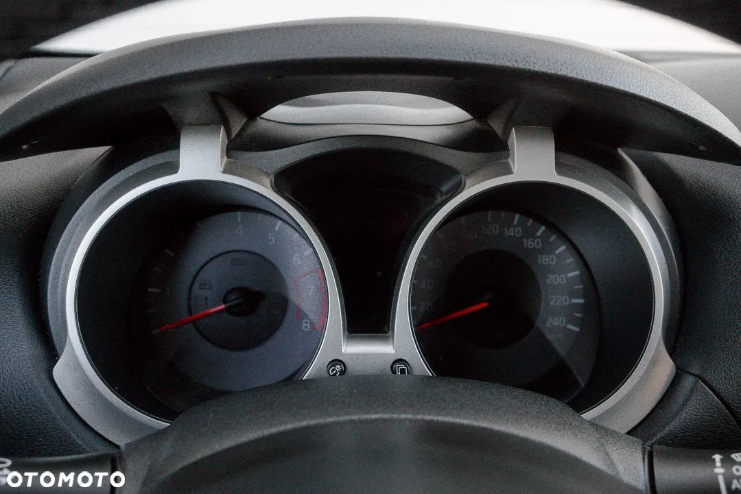 Nissan Juke 1.6 Tekna - 19