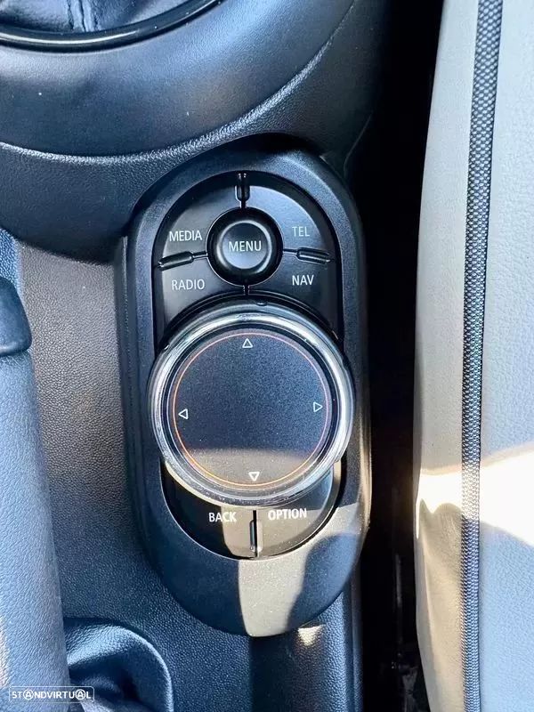 MINI Cabrio Cooper D Auto - 20