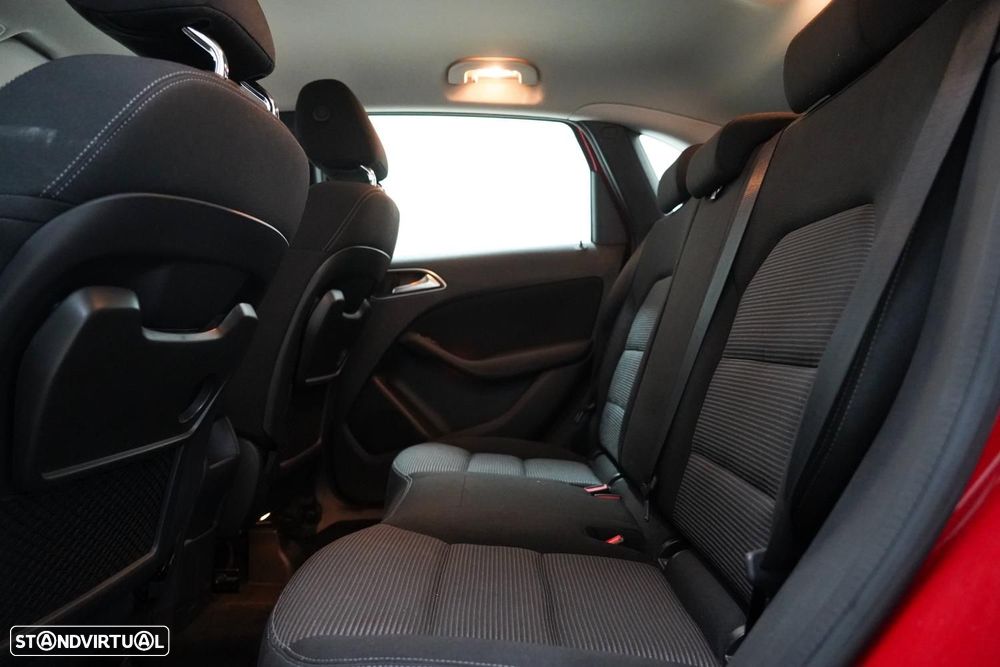 Mercedes-Benz B 180 d Style - 7