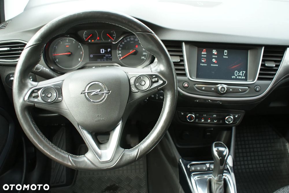 Opel Crossland X - 10