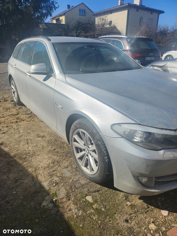 BMW Seria 5 525d Touring Sport-Aut