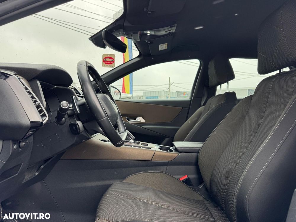 DS Automobiles DS 7 Crossback - 32