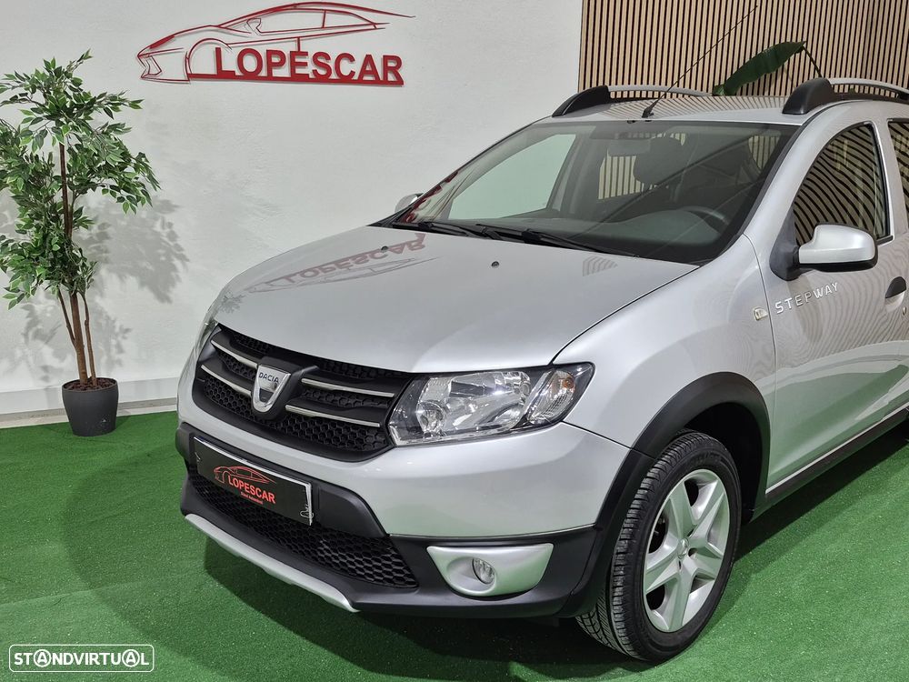 Dacia Sandero 0.9 TCe Stepway - 2