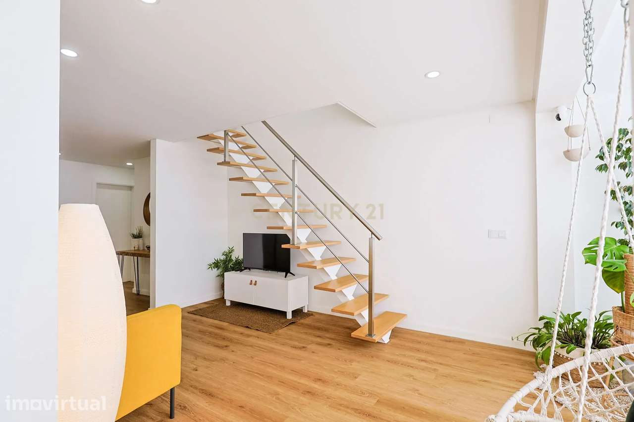 T3 Duplex Remodelado com Terraço no Centro do Feijó - Grande imagem: 4/51