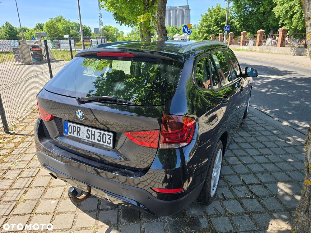 BMW X1 sDrive18d Sport Line - 7
