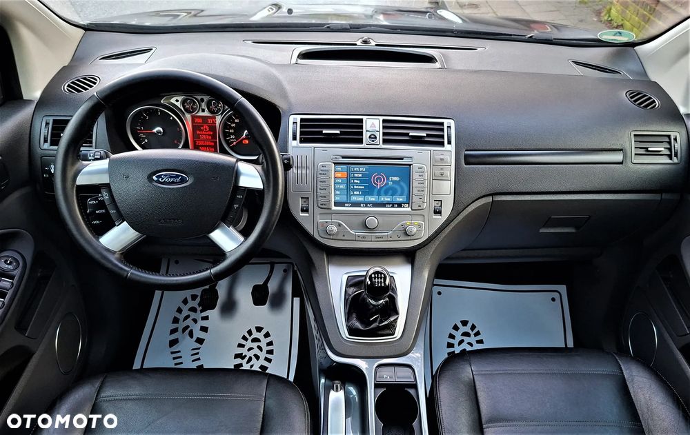 Ford Kuga 2.0 TDCi 4x4 Titanium - 35