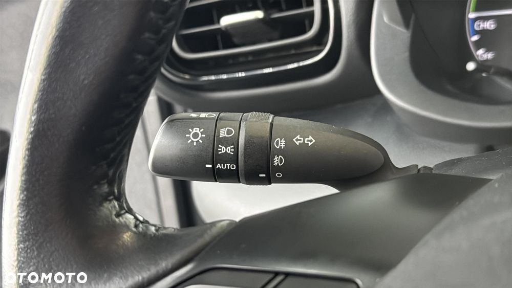 Toyota Yaris Hybrid 1.5 Comfort - 24