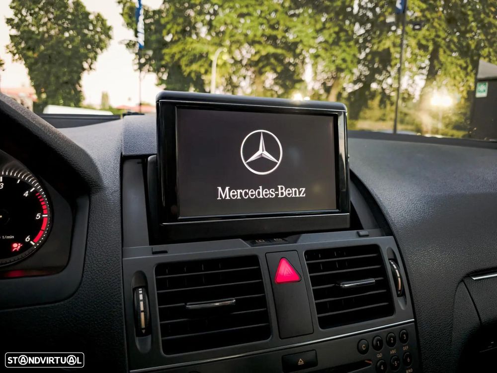 Mercedes-Benz C 250 - 26