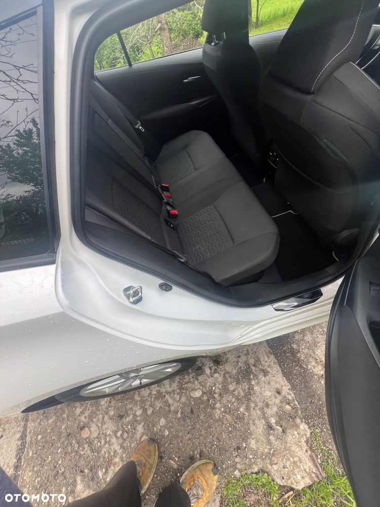 Toyota Corolla 1.8 Hybrid GPF Comfort - 8