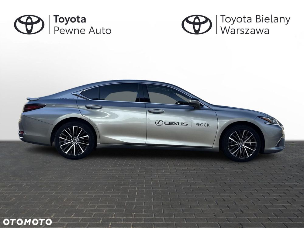 Lexus ES 300h Business Edition - 6