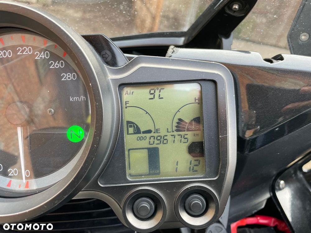 Yamaha FJR - 12