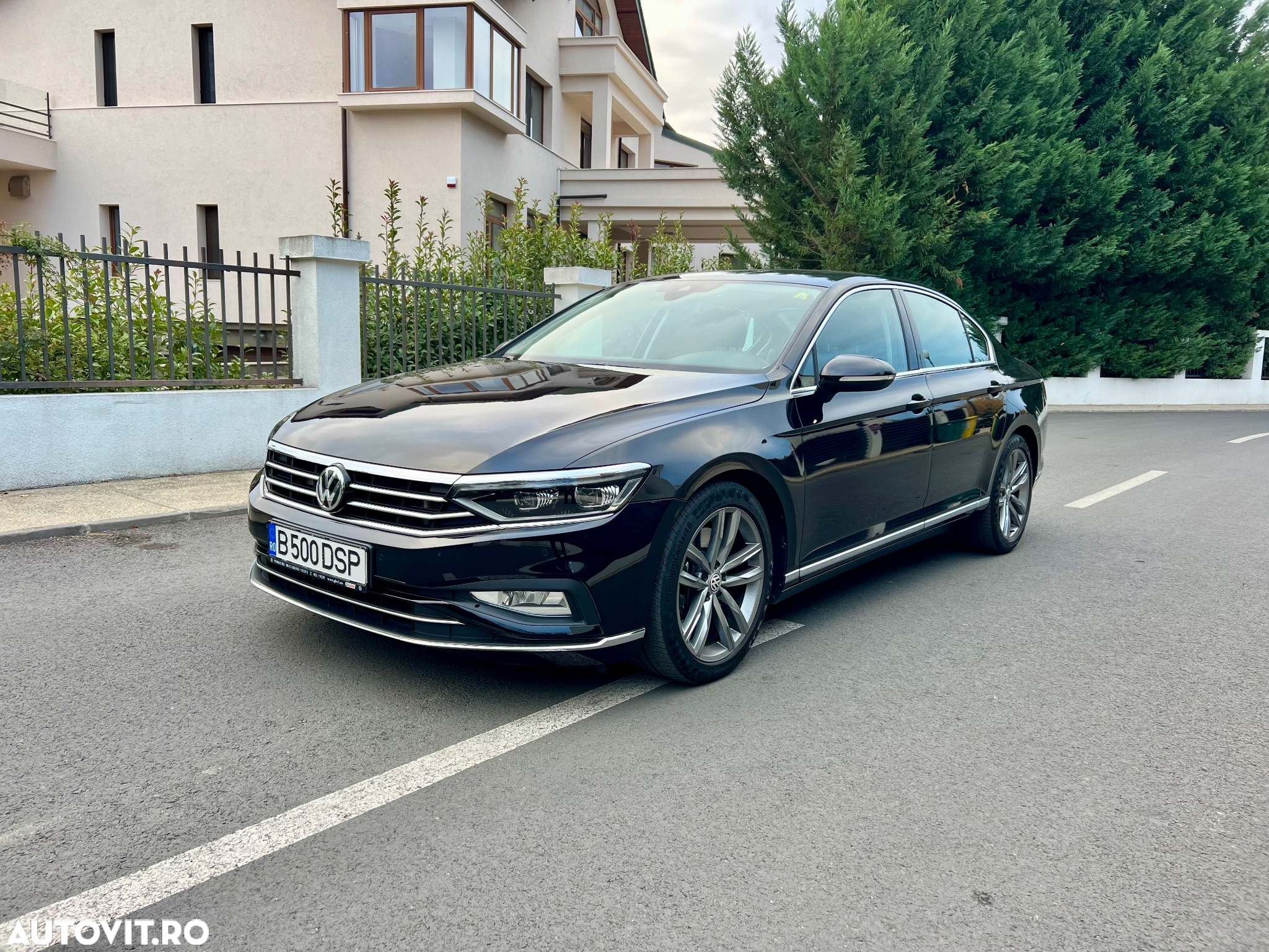 Volkswagen Passat 2.0 BiTDI DSG 4Mot Highline - 2