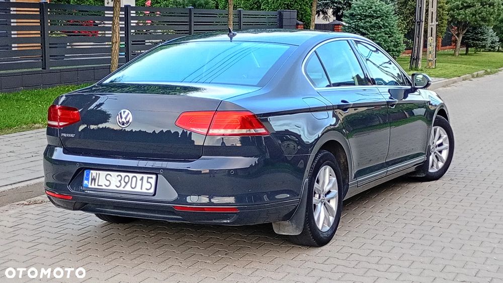Volkswagen Passat - 5