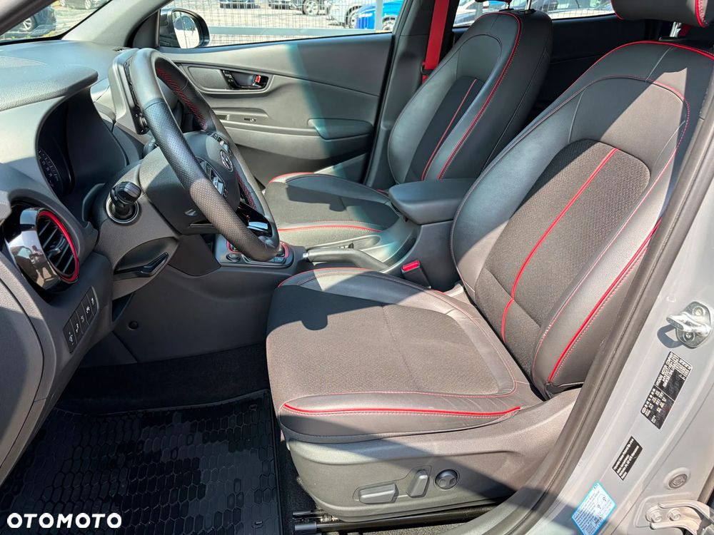 Hyundai Kona 1.6 T-GDI Premium 4WD DCT - 8