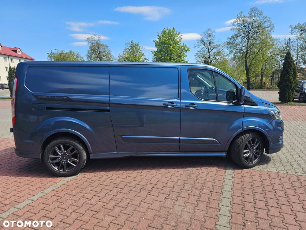 Ford CUSTOM SPORT - 7