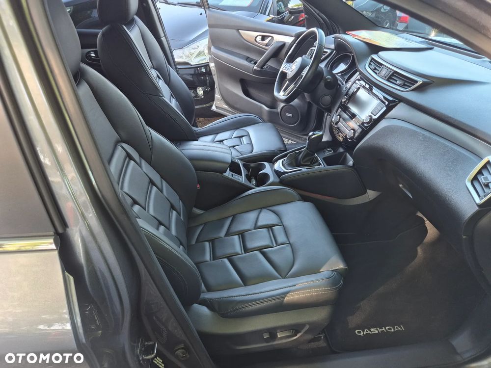 Nissan Qashqai - 23