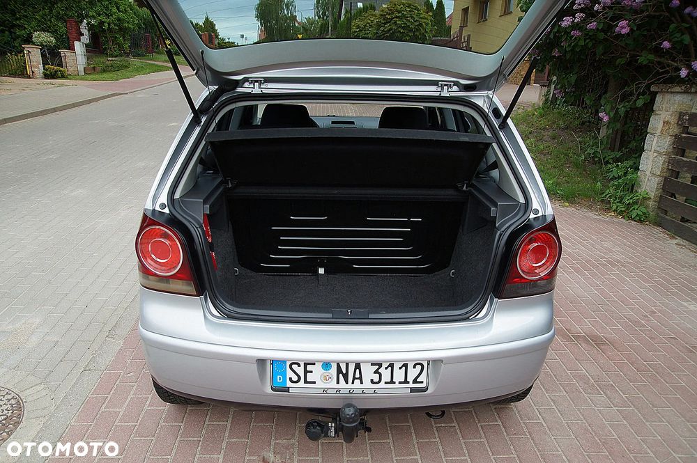 Volkswagen Polo 1.4 Comfortline - 17
