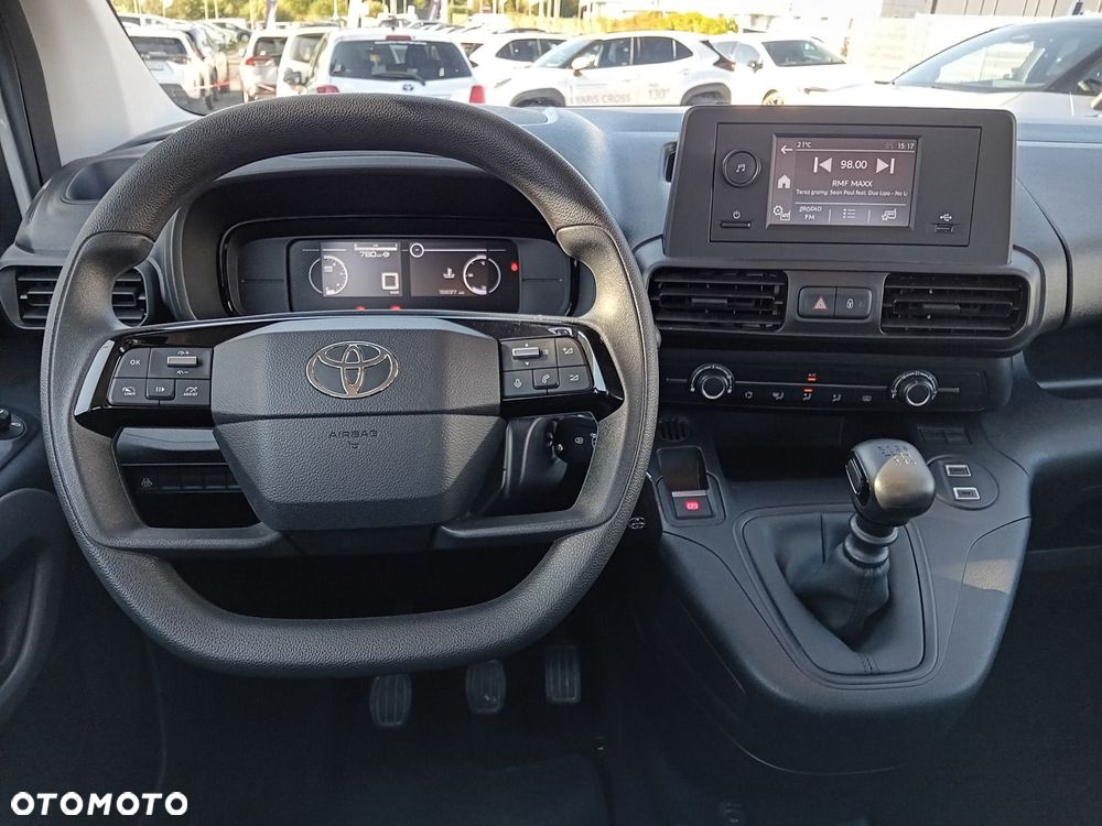 Toyota Proace City Verso 1.5 D-4D Business - 11