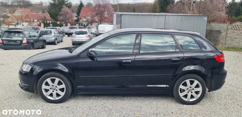 Audi A3 Sportback - 4