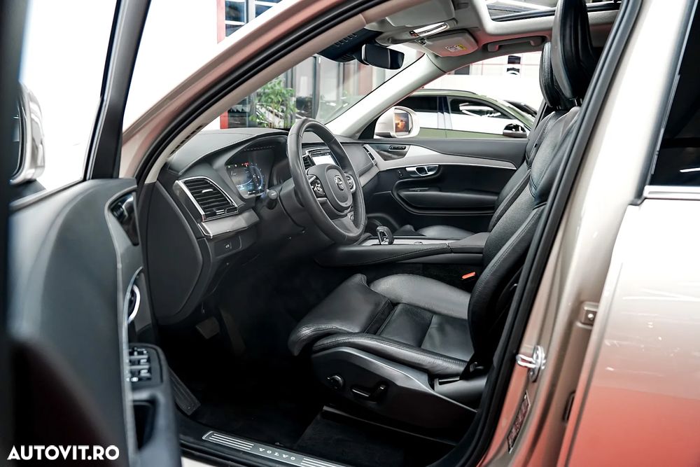 Volvo XC 90 B5 D AWD Plus Bright - 4