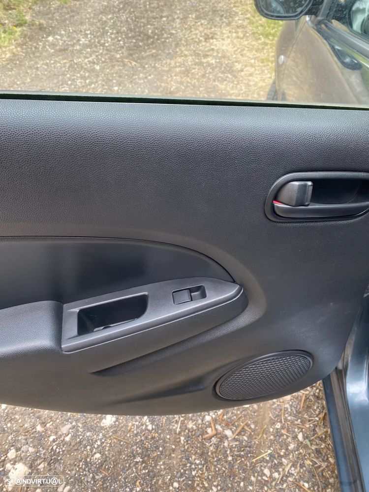 Mazda 2 1.3 MZR Exclusive - 27
