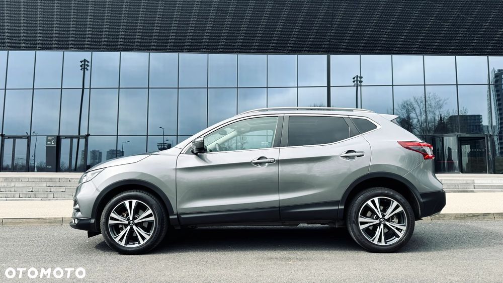 Nissan Qashqai 1.3 DIG-T N-Connecta DCT - 2