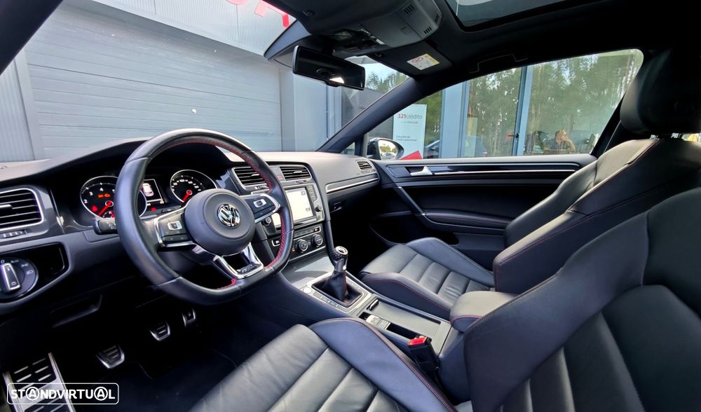 VW Golf 2.0 TSi GTi Performance - 17