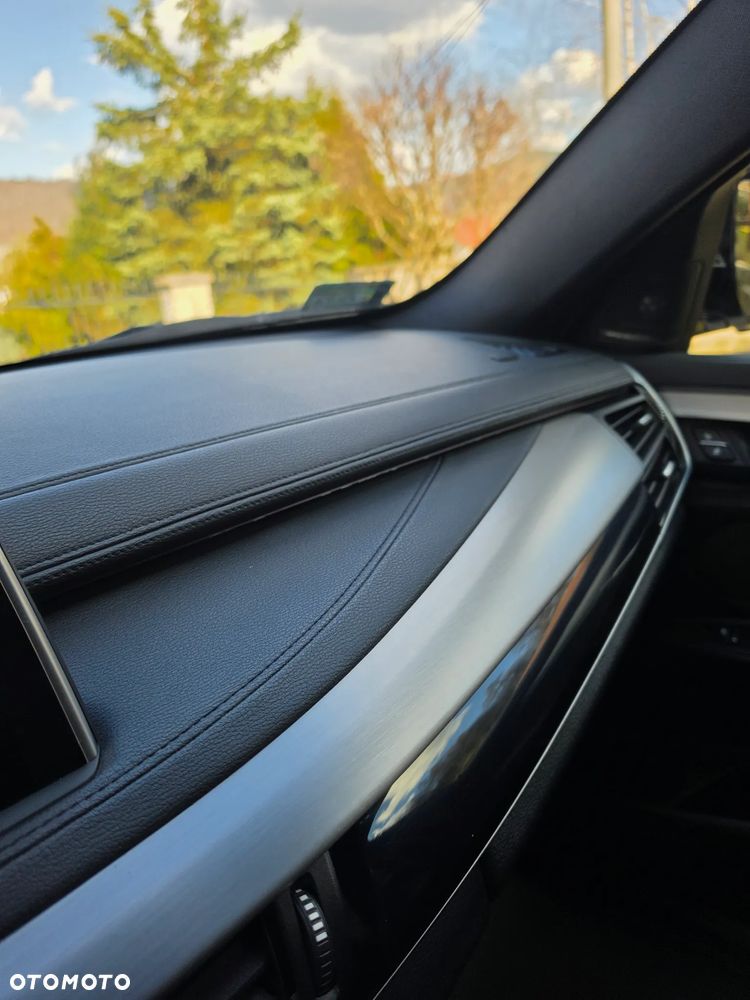 BMW X6 xDrive40d M Sport - 24