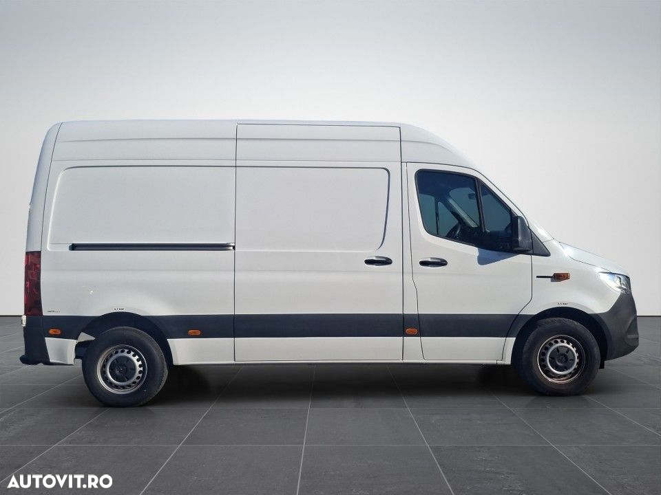 Mercedes-Benz Sprinter - 7