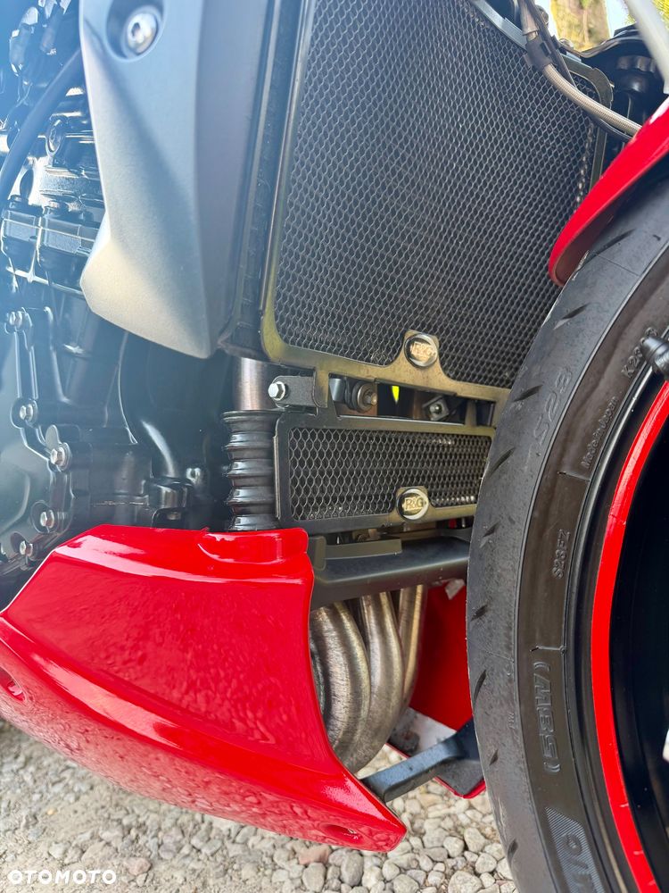 Triumph Speed Triple - 16