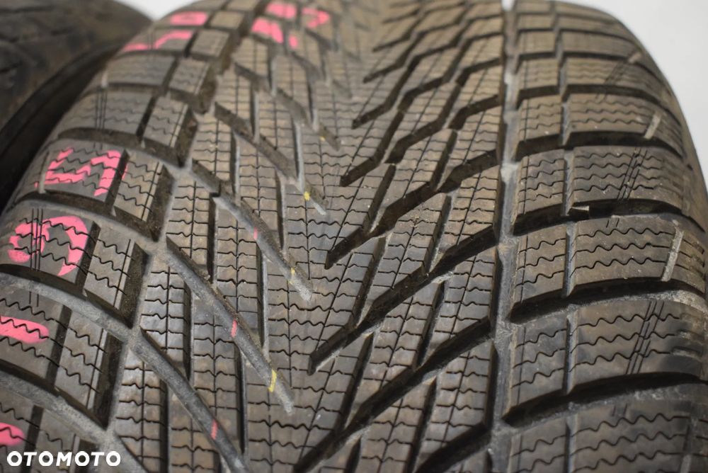 R19 235/40 Goodyear UltraGrip Performance 3 2025r - 3