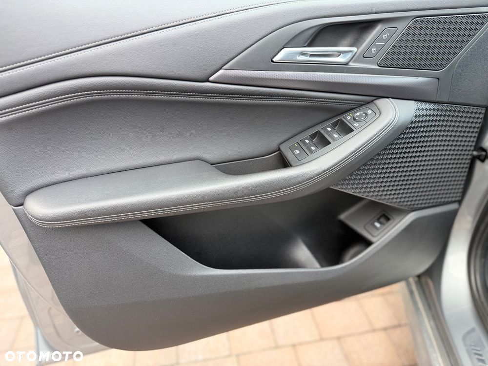 BMW Seria 2 218d M Sport sport - 9