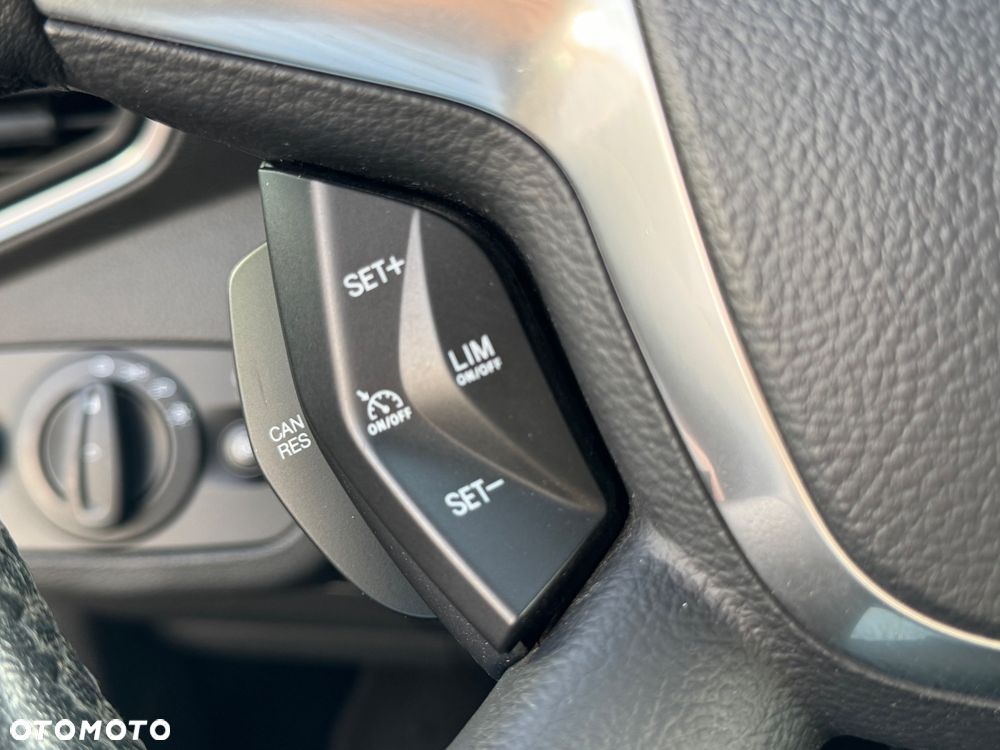 Ford Kuga 2.0 TDCi 4x4 Titanium - 35