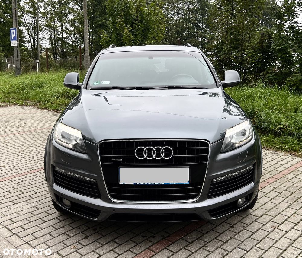 Audi Q7 - 11