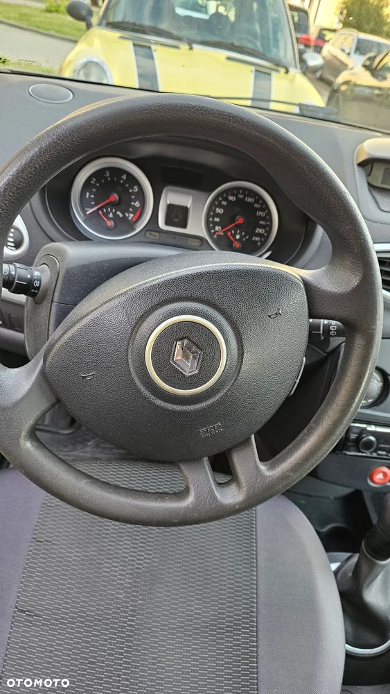 Renault Clio 1.2 16V Edition Dynamique - 10
