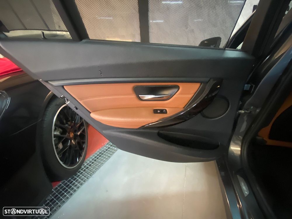 BMW 318 d Line Luxury - 21
