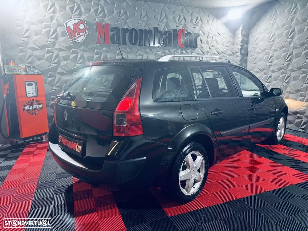 Renault Mégane Break 1.5 dCi Dynamique - 2