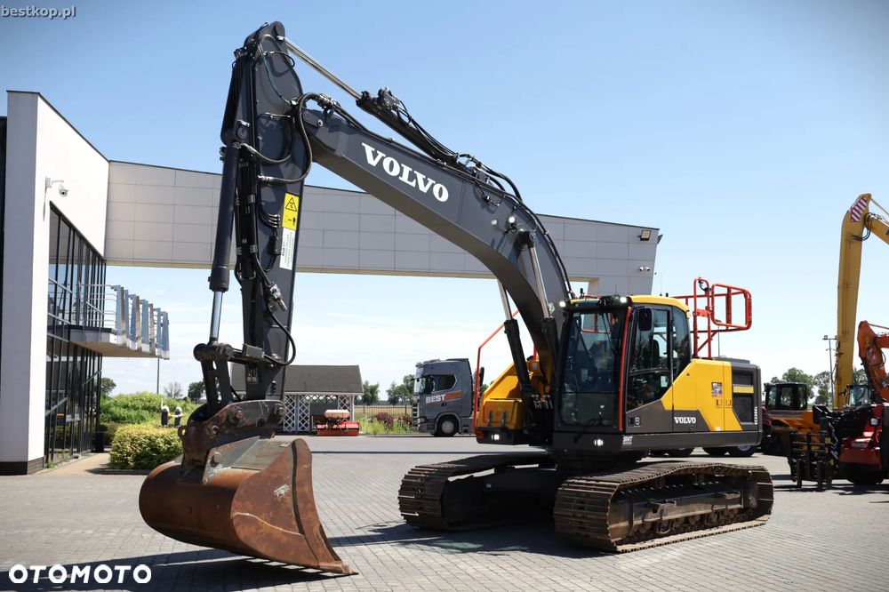 Volvo EC220EL - 1