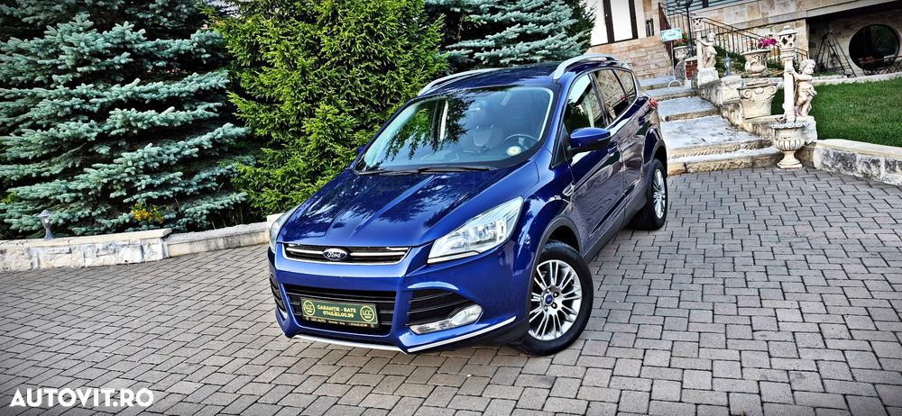 Ford Kuga 2.0 TDCi 4WD Powershift Titanium - 20